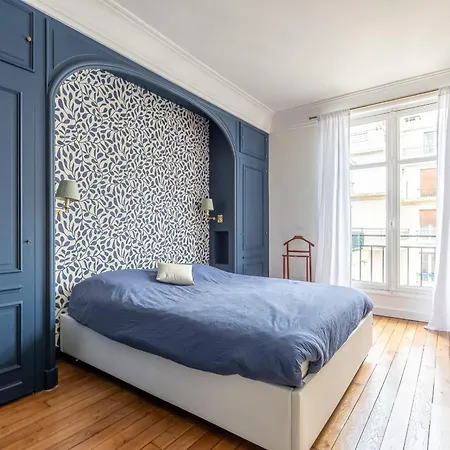 Spacious With Terrace