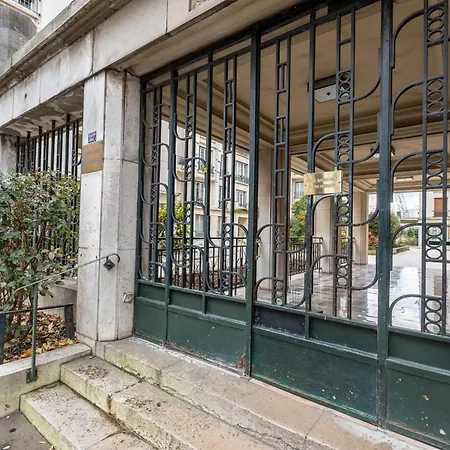 Appartement Spacious With Terrace